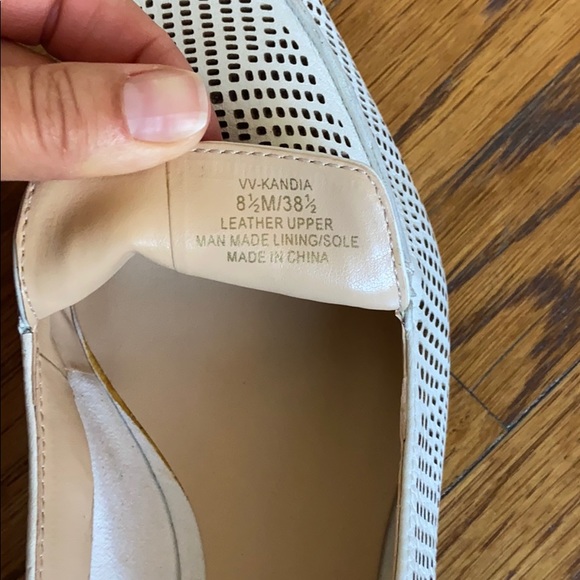 Vince Camuto white leather loafers - Picture 3 of 4